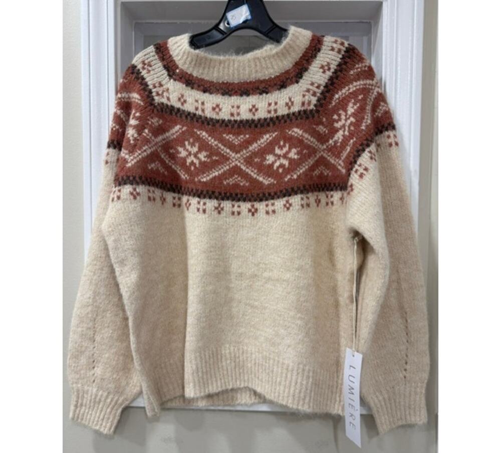 Lumiere Sweater